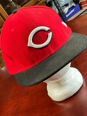 Cincinnati Reds New Era 59FIFTY Red Black Fitted MLB Coolbase Cap (7 3/4)